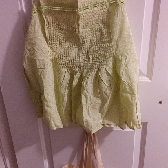 Old Navy Spring Shirt - Picture 1 of 2